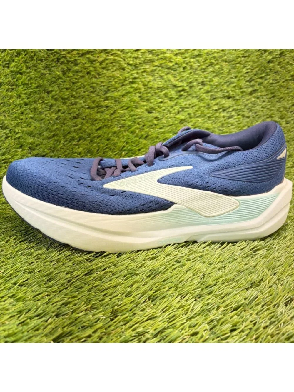 Brooks Ghost Max 3 Womens Size 10.5 Blue White Athletic Running Shoes Sneakers
